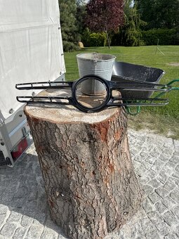 Prodám kryt na přední grill Mercedes GLS - 2