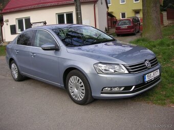 Volkswagen Passat B7 2.0 TDi - Serviska Highline - 2