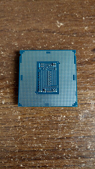 Intel Core I7-8700K (6C/12T) - 2
