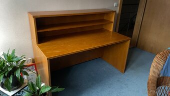Kancelářský stůl masivní dřevo - buk, lakovaný - 2