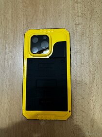 Ochranný kryt na iPhone 15 PRO - 2