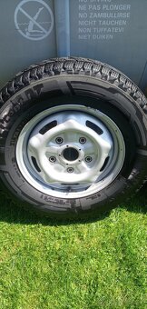 PRODÁM MOC PĚKNOU ZIMNÍ SADU NA FORD TRANSIT R16 - 2
