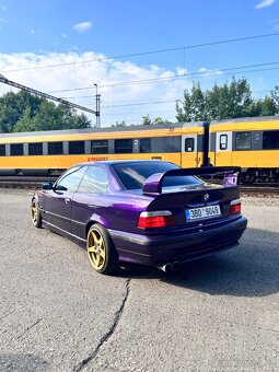 BMW e36 coupe 328i - 2