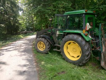 Traktor s čelním nakládačem - 2