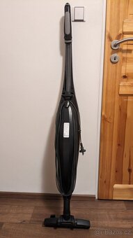 Tyčový vysavač HOOVER - 2