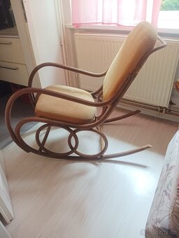 Houpací křeslo ton -thonet?-Rezervace - 2