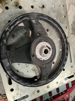 Bmw e36 triramenny volant - 2
