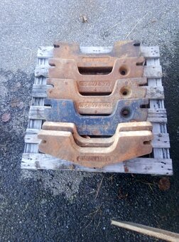 Závaží Zetor pod vanu 5211-7745.... - 2