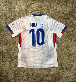 Dres Kylian Mbappé - Francouzský venkovní dres - 2