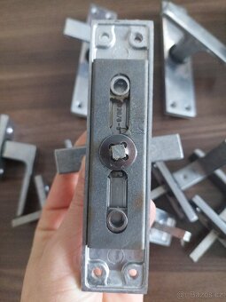 Kličky okenní - rozvora okenní dvoucestná - 2