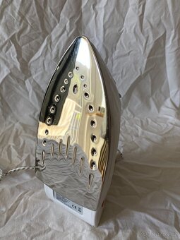 Napařovací žehlička Melissa Art. No. 641031, Type No.CEA-555 - 2