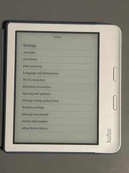 Čtečka knih Kobo Libra 2 32GB bílá + obal - 2