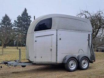 Prodám celohliníkový přívěs - přepravník na 2 koně Böckmann - 2