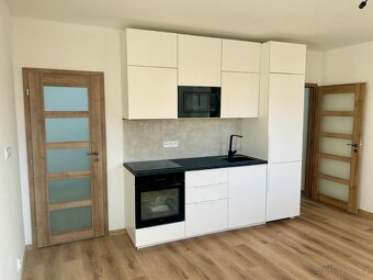 Prodej bytu 1+0 / 1+1 v Teplicích - 2