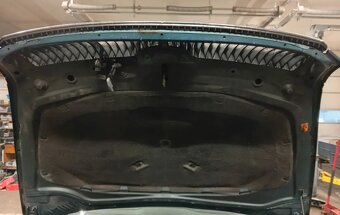 Přední kapota Octavia II - 2