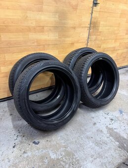 Celoroční pneu 215/45/18 - 2