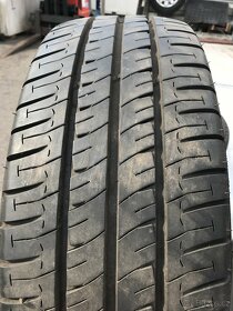 Zánovní letní pneu Michelin Agilis 235/65/16C - 2