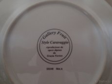 Ozdobný porcelánový talíř - 2