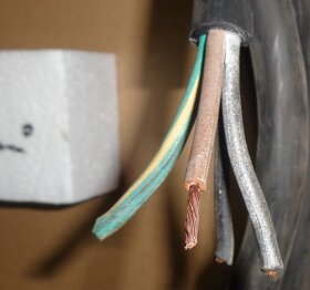 Venkovní gumový kabel 4 x 4 mm/ 30m - 2