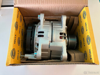 Alternátor HELLA 8EL 011 710-791 - 2