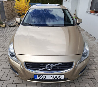 Prodám Volvo S60 2,0T SUMMUM benzín - 2