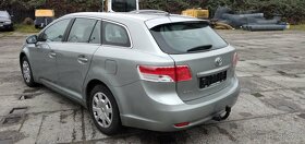 Toyota Avensis Kombi Life 1,6 16V 2011 130tis.km TOP STAV - 2