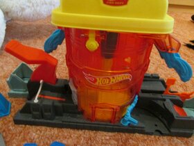 Prodám různé doplňky k Hot Wheels - 2