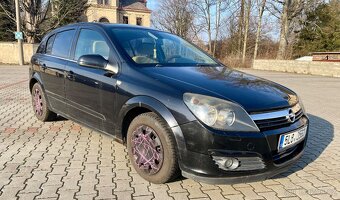Opel Astra H - 2
