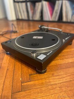 Technics SL 1210 MK2 - 2