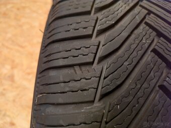 Na prodej zimní disky AEZ + pneu Michelin Alpin 6 225/50 R17 - 2