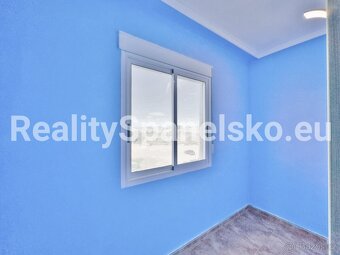 Prostorný apartmán 3+kk jen 850 m od pláže Playa del Cura - 2