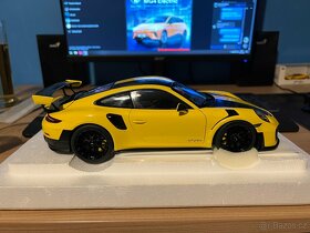 AUTOart Porsche 911 GT2 RS 1:18 - 2