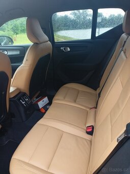 Volvo XC-40 - 2