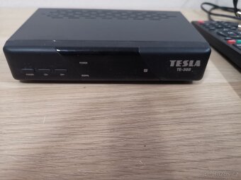 Set-top box Tesla TE-300 - 2