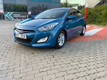 Hyundai i30/ 12rok/220 tis km - 2