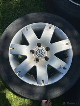 Prodám alu kola Vw passat b5.5 7Jx15H2 Et37 - 2