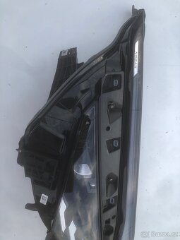 Světlo NISSAN QASHQAI J12 LIFT 2024 LED - 2