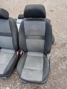 VW GOLF 4 Sedačky - 2