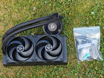 Vodní chlazení ARCTIC Liquid Freezer III - 240 - 2