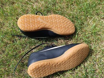 Sálové tenisky Nike - 2