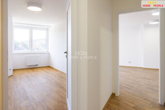 Krásný apartmán 3+kk ve Všemině o výměře 65 m² sklep 4 m² a - 2