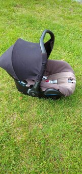 Autosedačka Maxi-cosi - 2