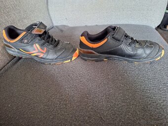 Chlapecké boty značky ARTENGO, vel. 37 - 2