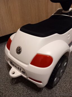 Luxusní dětské odrážedlo VW Beetle junior 1.majitel - 2