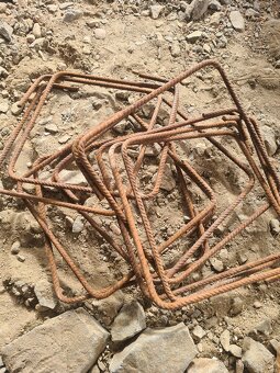 Třmínky 25x20 a 20x20 - 2