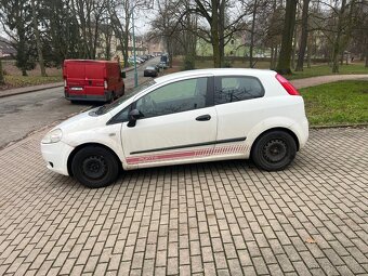 Fiat Punto 2009 | 140 tkm | Nová spojka a výfuk – 18 000 Kč - 2