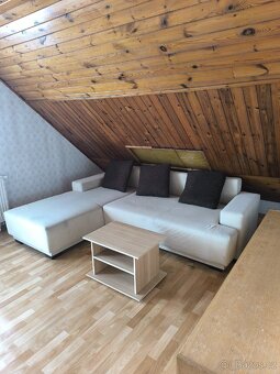 Pronájem podkrovního bytů 2+1 - 2