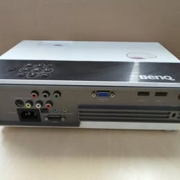 projektor Benq W600 - 2