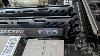 MSI X99S SLI Plus s i7 5930K a 32 GB RAM - 2