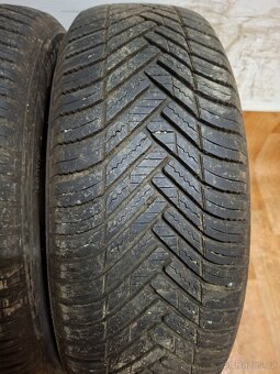 Celoroční pneu 215/60/17 Hankook - 2